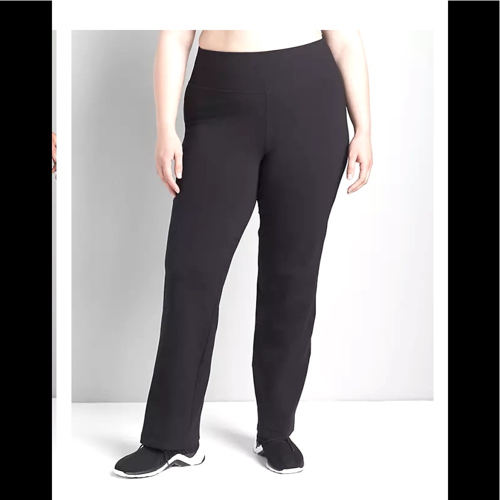 Lane Bryant LIVI Yoga Pant Color Black Size 26/28S